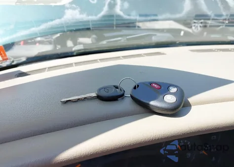 2004 Chevrolet Suburban 1500 Lt from USA, damaged, VIN 1GNFK16T14J101292